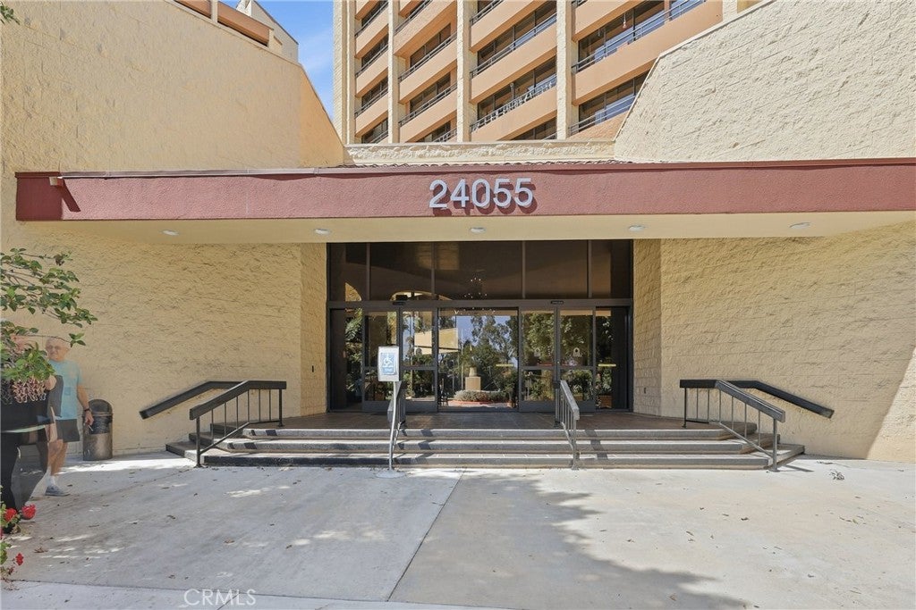 24055 Paseo Del Lago #254