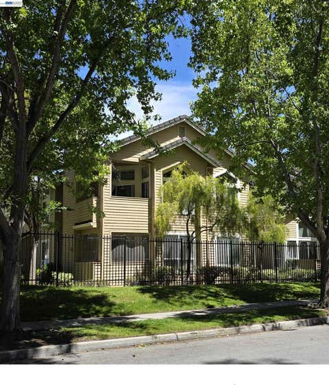 Photo of 5246 Tacoma Cmn Cmn, Fremont, CA 94555 (MLS # 41129518)