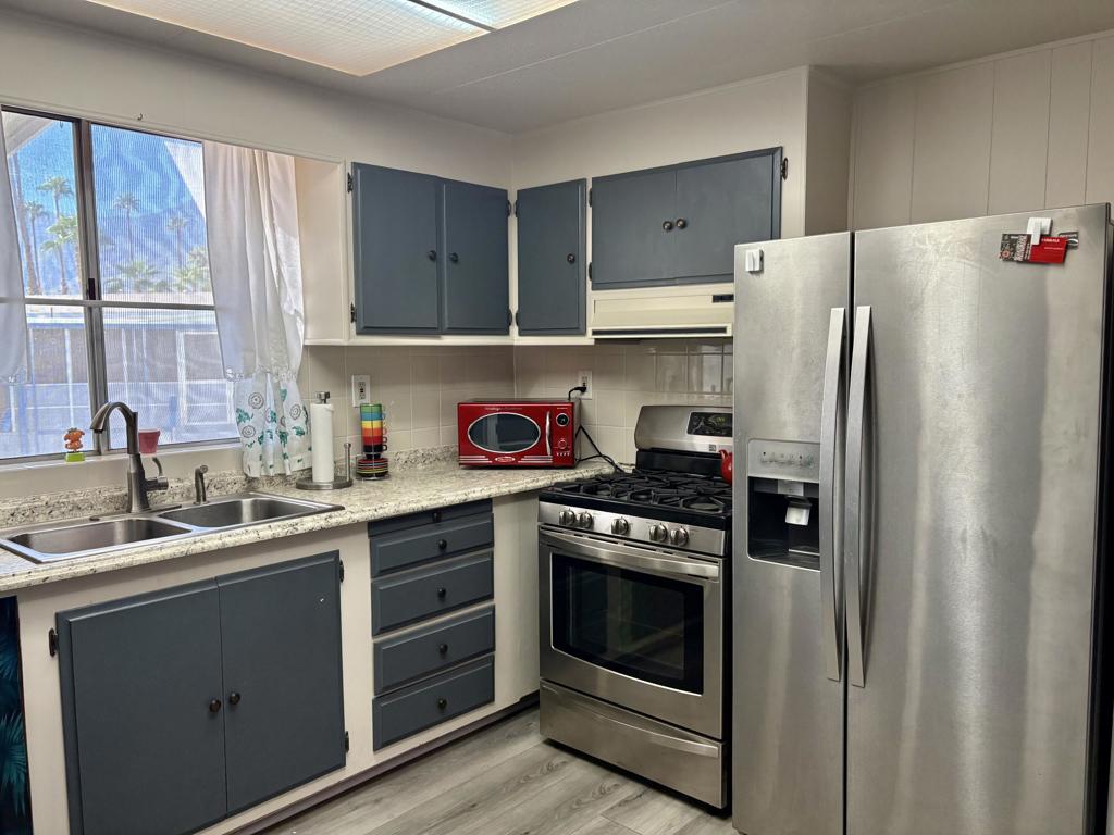 Royal Palms - Manufactured In Park