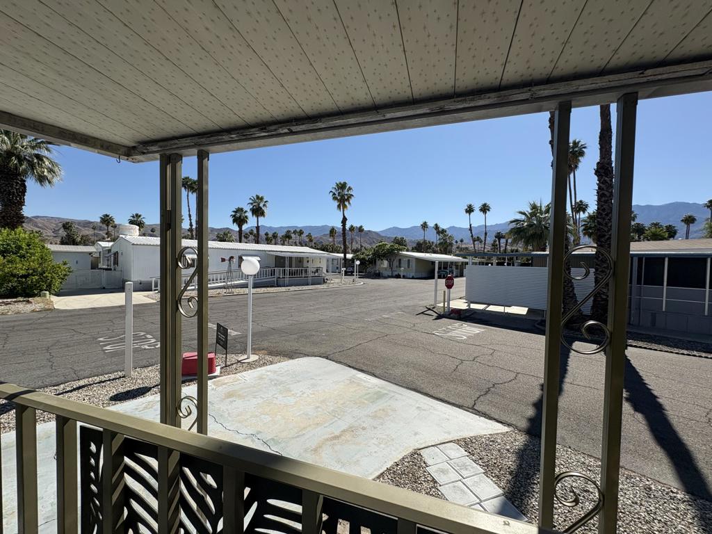 Royal Palms - Manufactured In Park