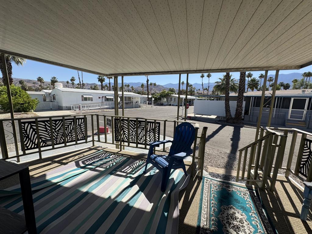 Royal Palms - Manufactured In Park