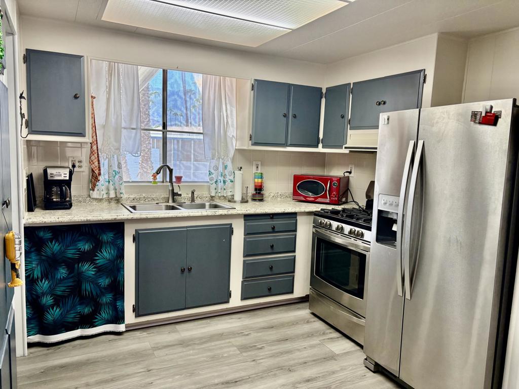 Royal Palms - Manufactured In Park