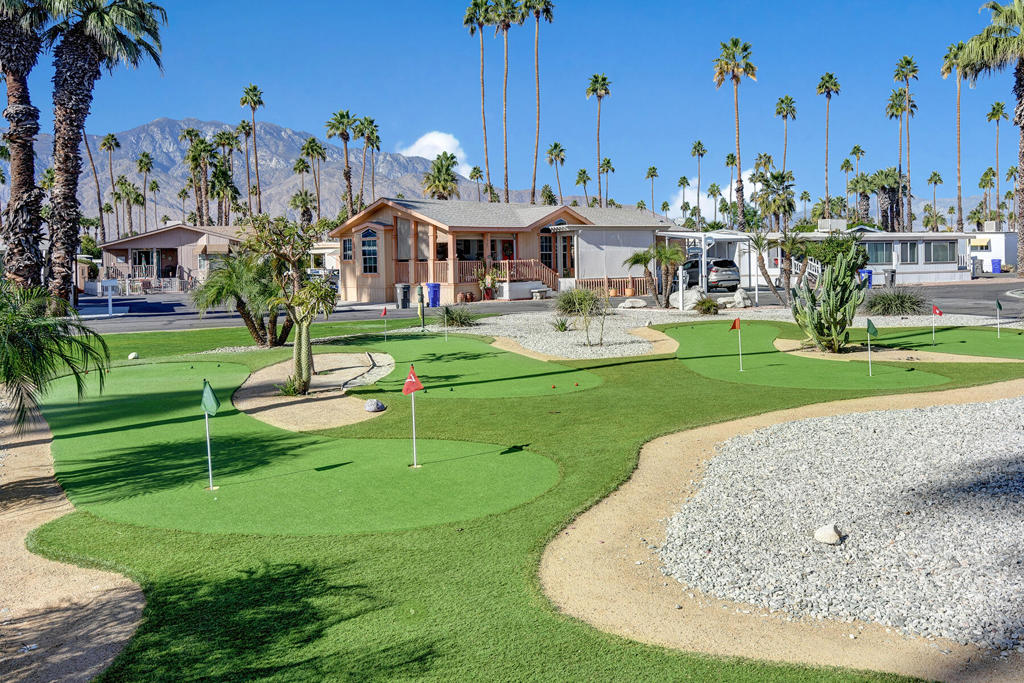 Royal Palms - Manufactured In Park