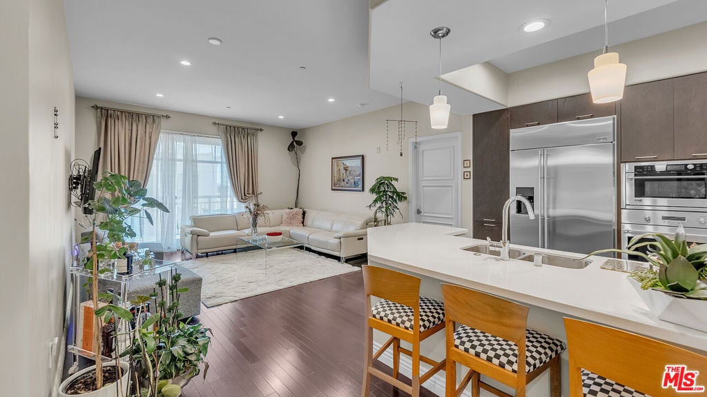 611 Caruso Avenue