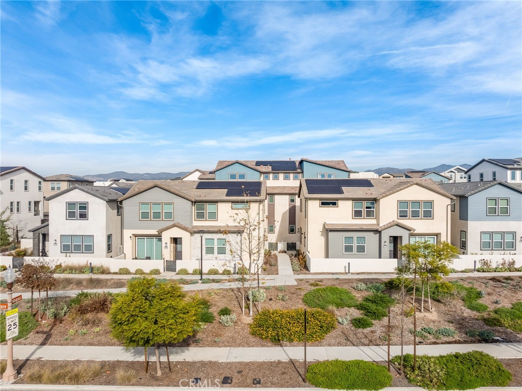 Solis Park - Residential Lease