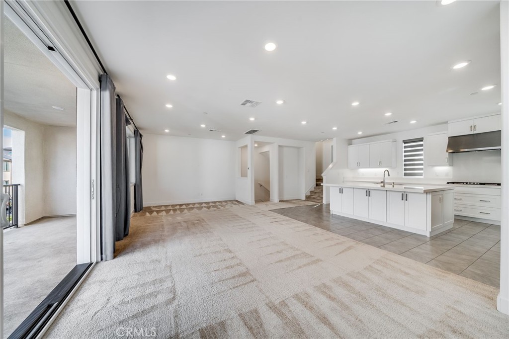 Solis Park - Residential Lease