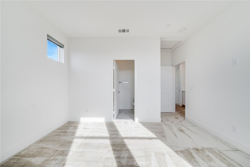 Solis Park - Residential Lease