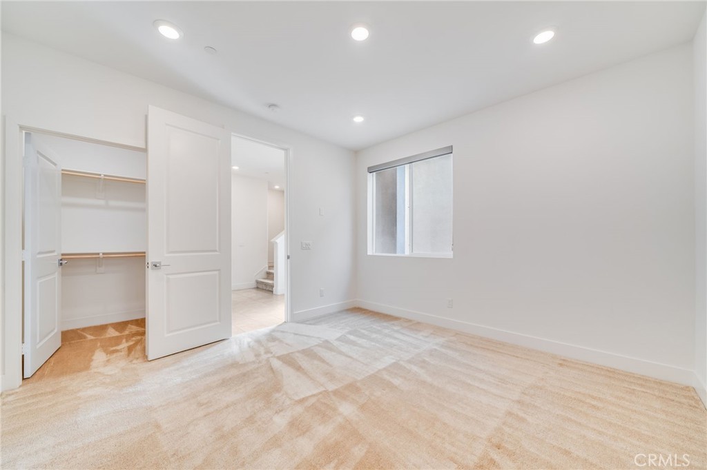 Solis Park - Residential Lease