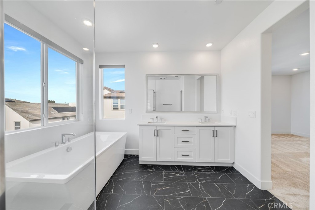 Solis Park - Residential Lease