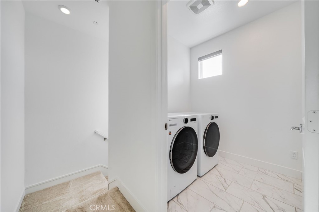 Solis Park - Residential Lease