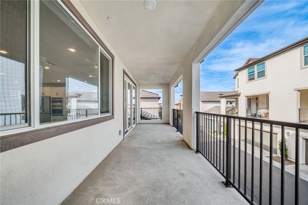 Solis Park - Residential Lease