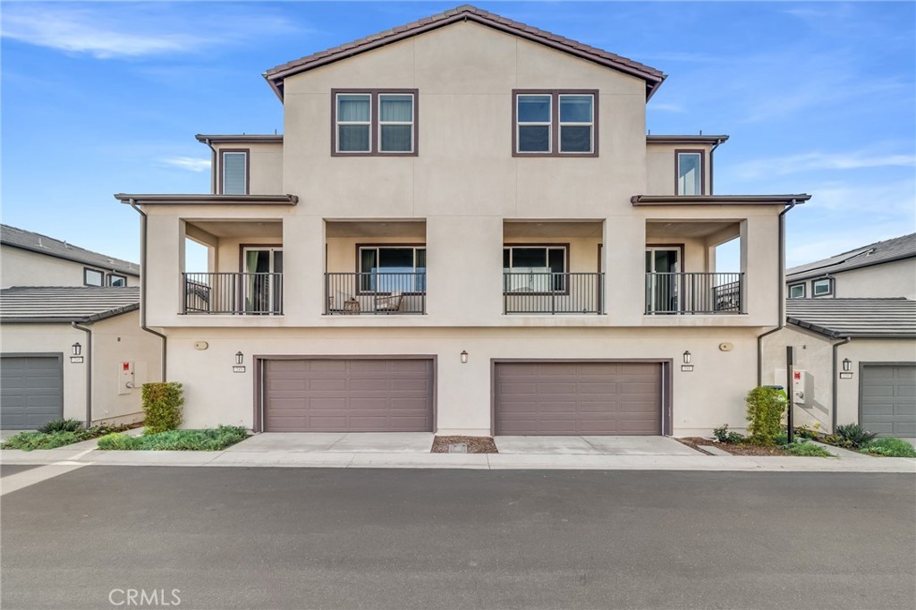 Solis Park - Residential Lease