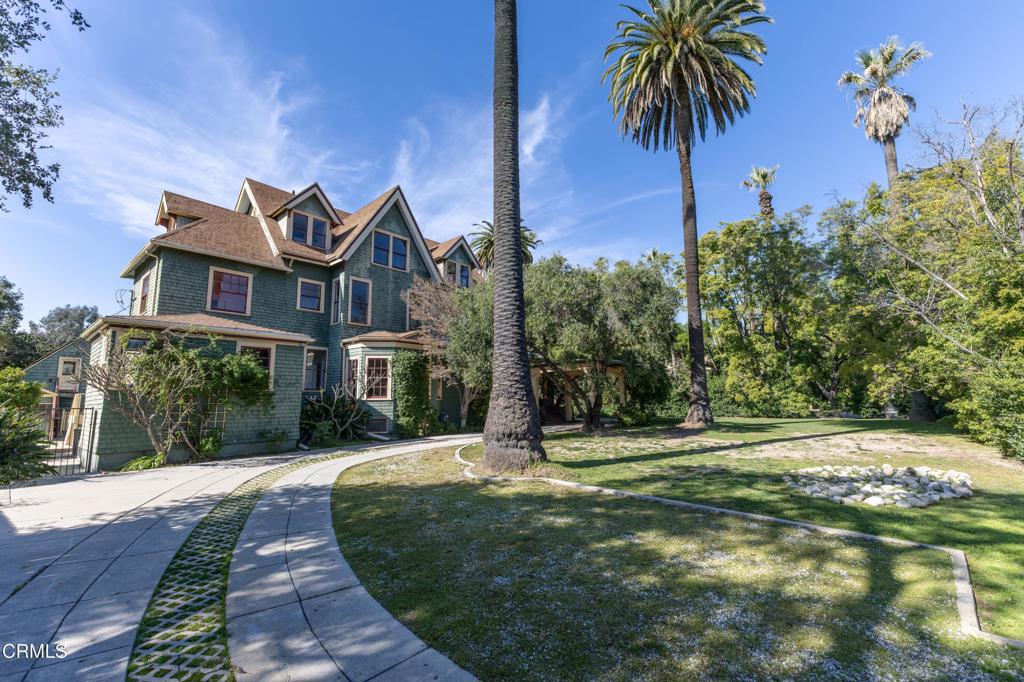 201 Orange Grove Avenue