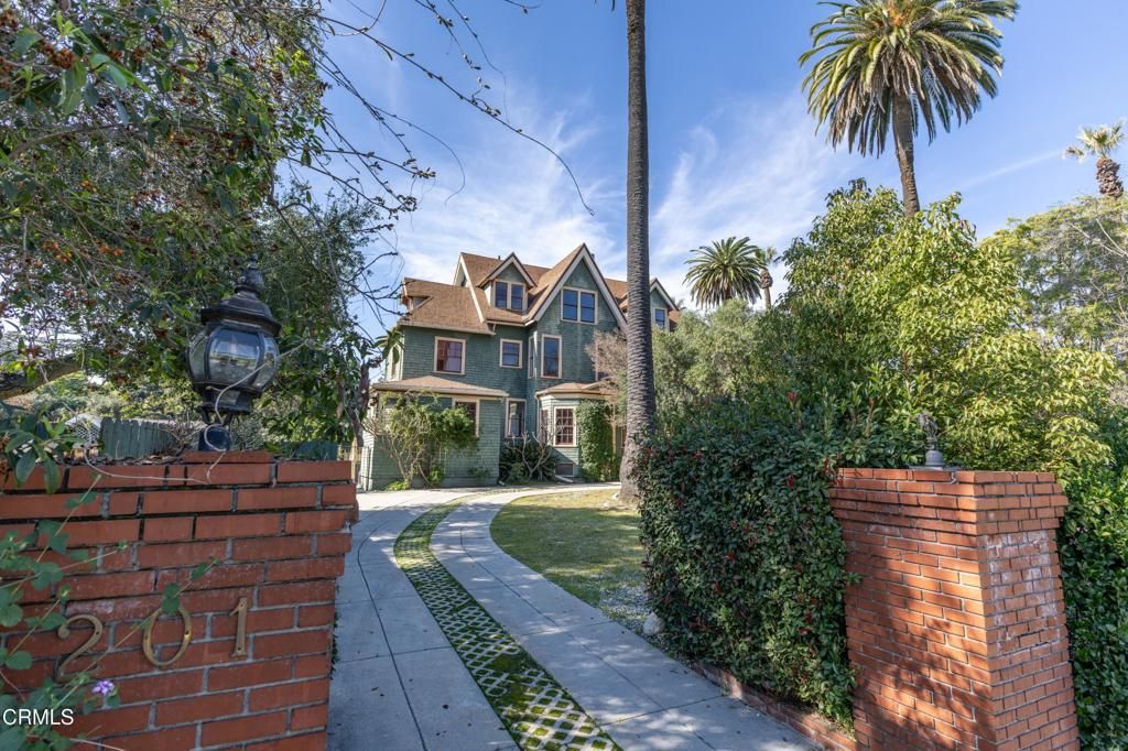 Photo of 201 Orange Grove Avenue, South Pasadena, CA 91030 (MLS # P1-25859)