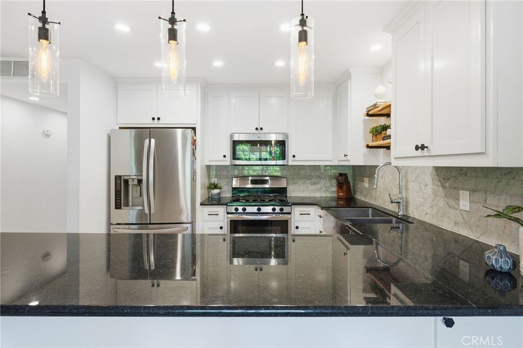214 Via Robina 4, San Clemente CA 92672 - Photo 7