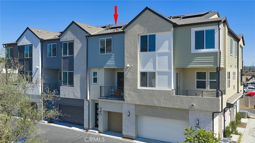 1425 E Via Acero