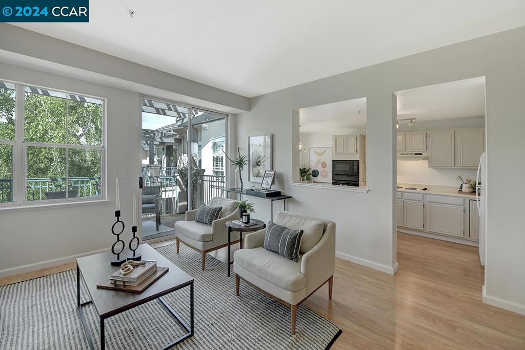 ROSSMOOR - Residential