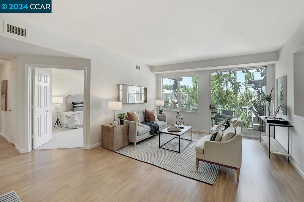 ROSSMOOR - Residential