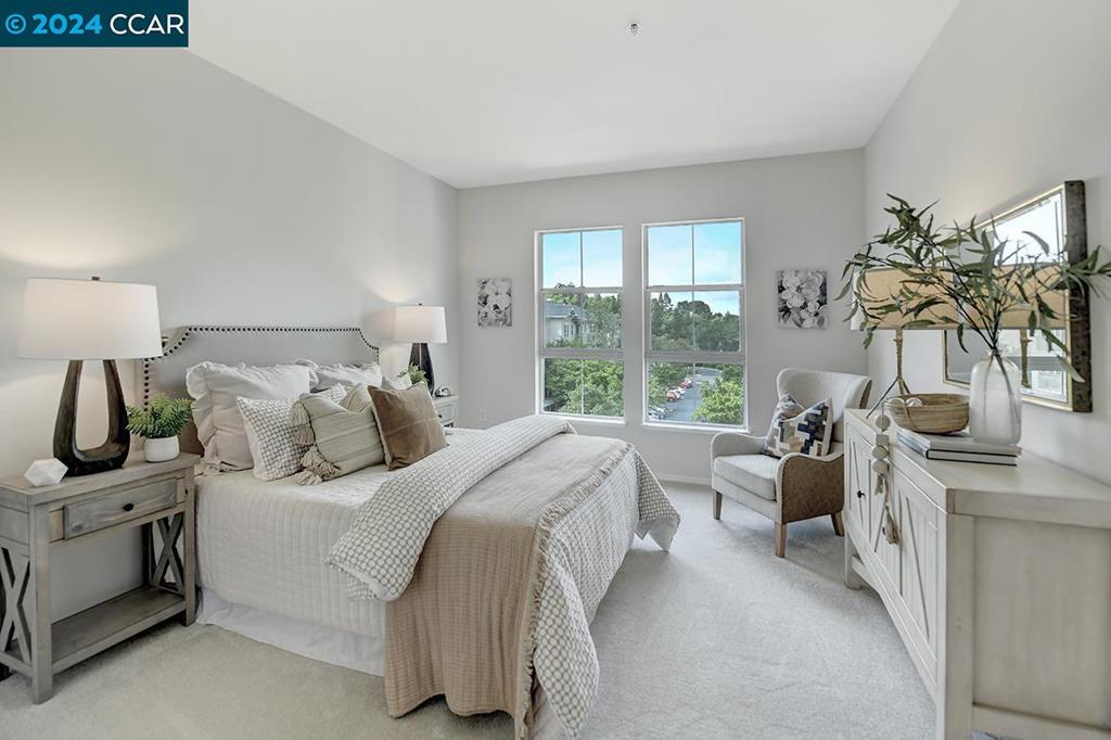 ROSSMOOR - Residential