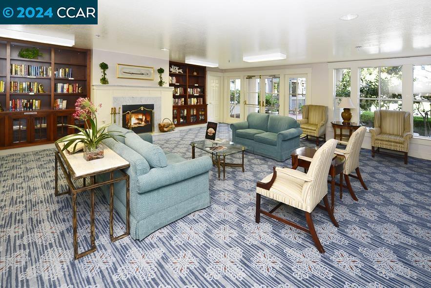 ROSSMOOR - Residential