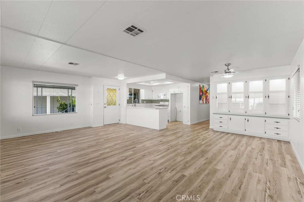 601 N Kirby 246