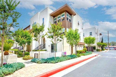 9213 Sunshine Place Downey CA 90240
