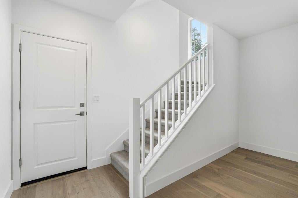 100 Oak Circle