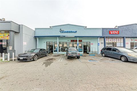 Photo of 1756 Pacific Ave, Long Beach, CA 90813 (MLS # PW26044444)