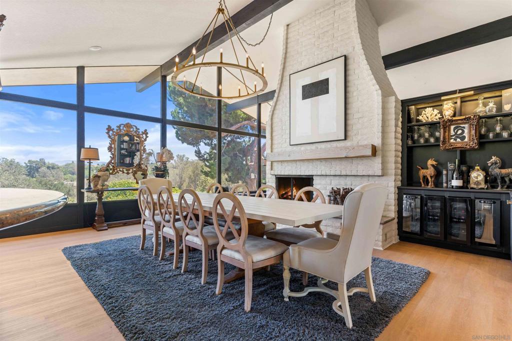 111 Morro Hills Road