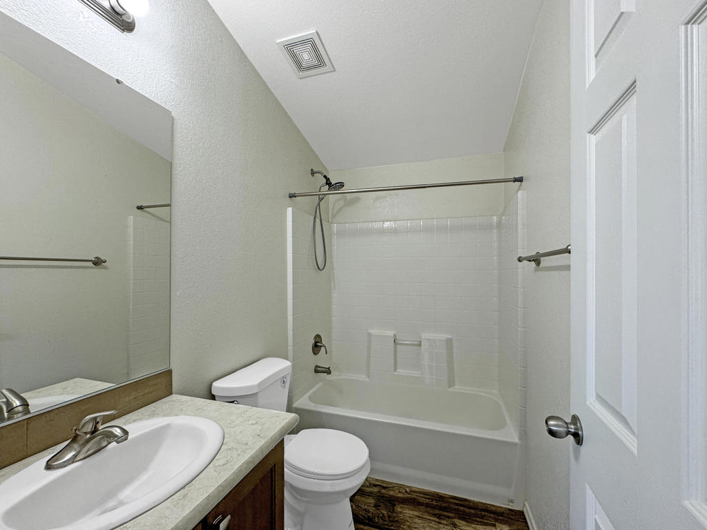 Not Applicable-1 - Manufactured In Park