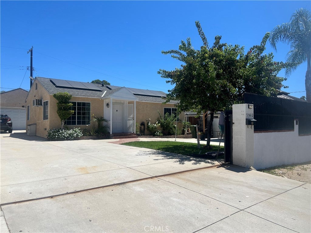 9940 Haines Canyon Avenue, Tujunga CA 91042