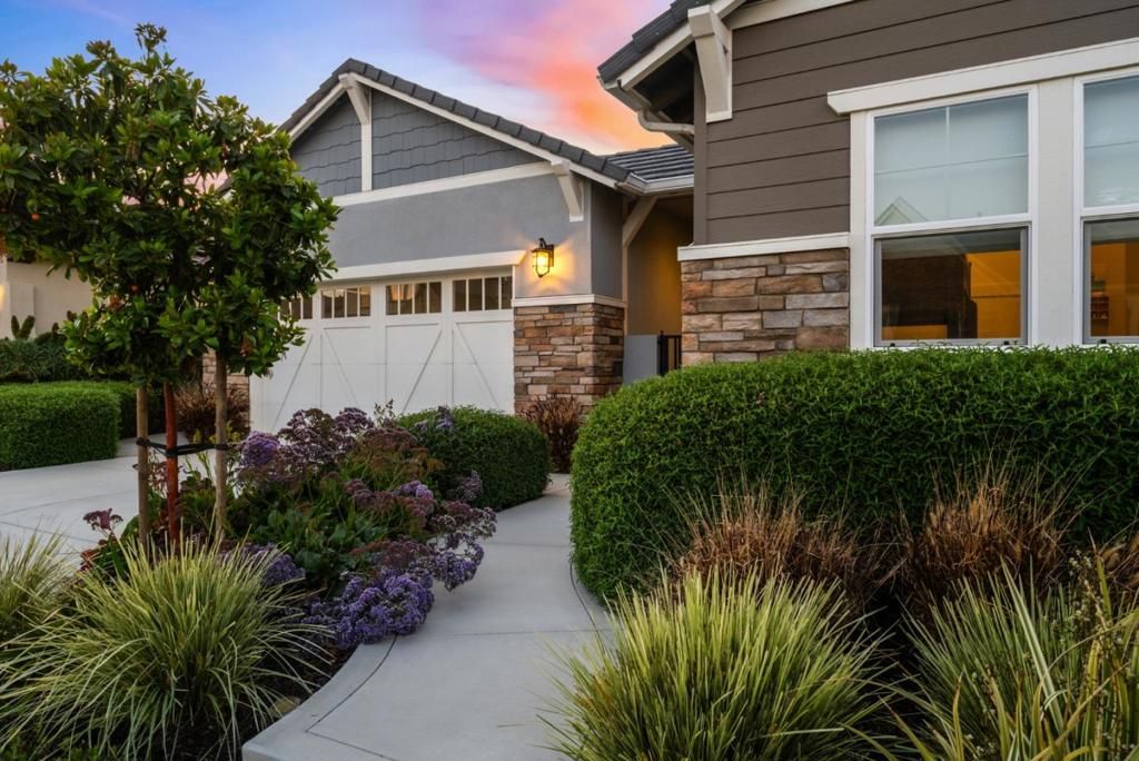 Photo of 3007 Bluffs Drive, Marina, CA 93933 (MLS # ML82038736)