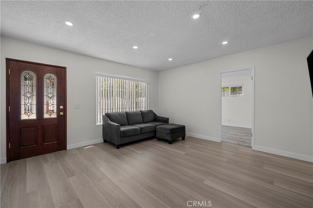 10117 Sharp Avenue