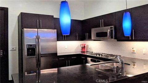 Photo of 655 S Hope Street #806, Los Angeles, CA 90017 (MLS # WS26066943)