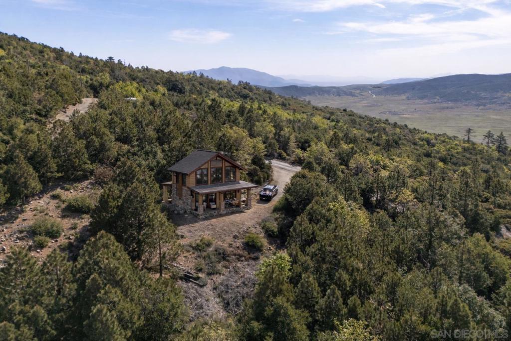 15962 North Peak Rd.