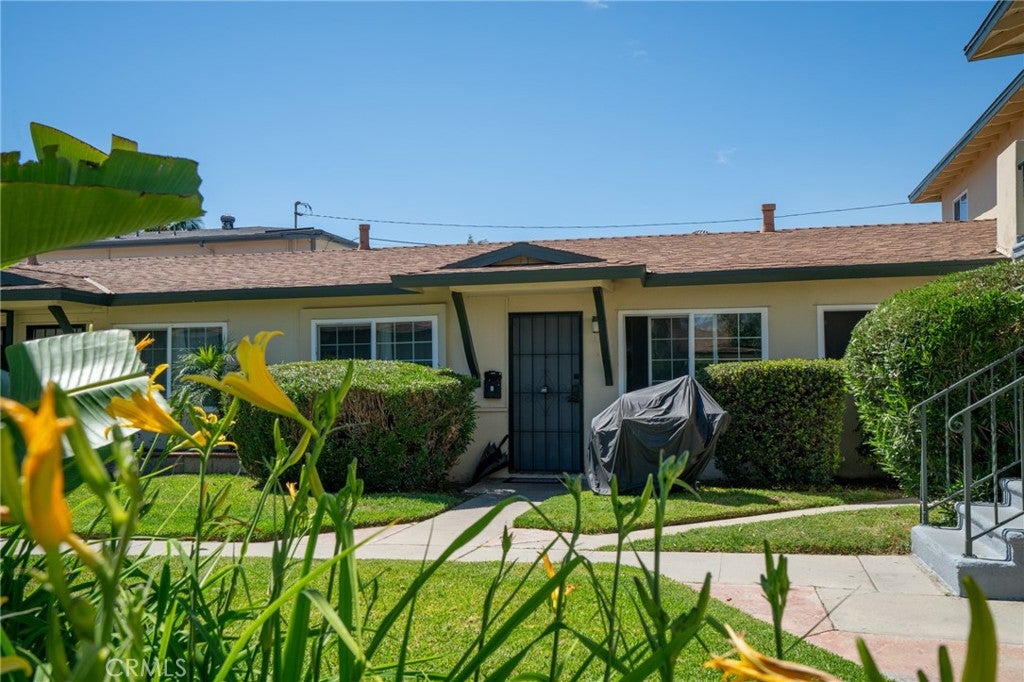 9661 9671 Maureen Drive
