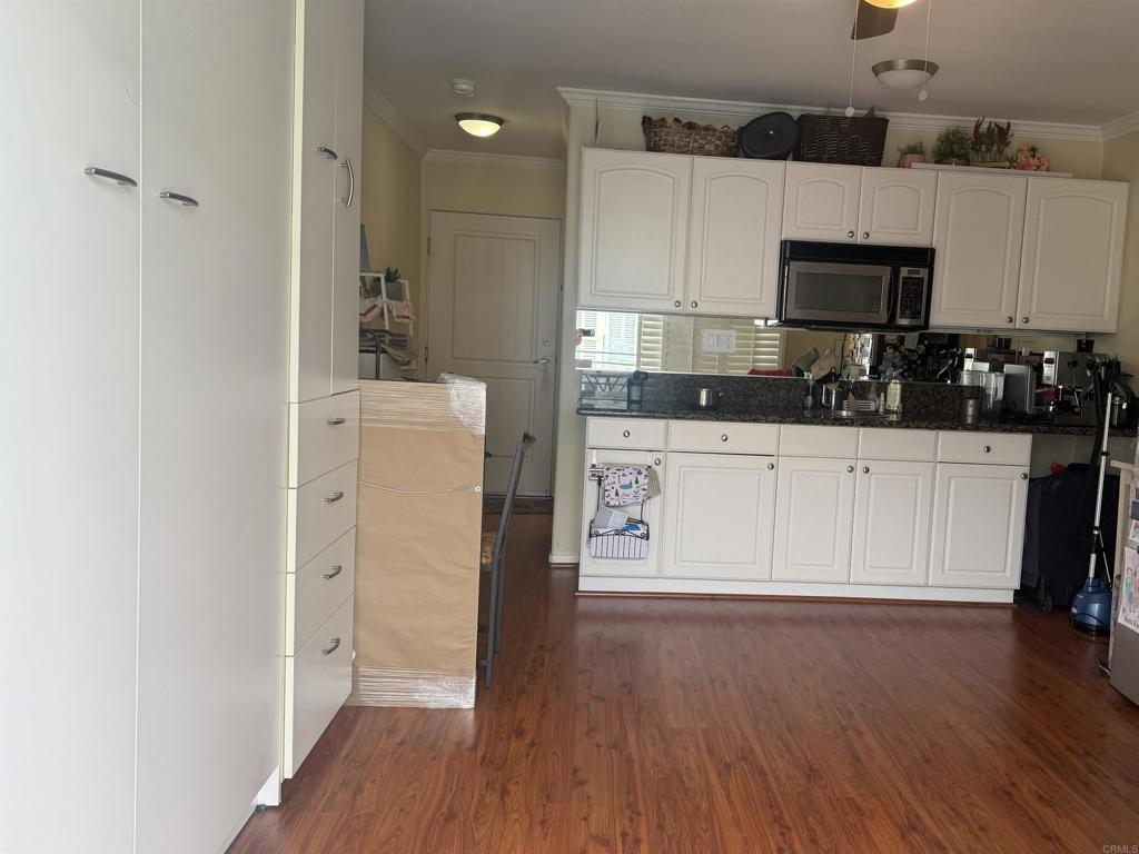 1021 Scott St 233