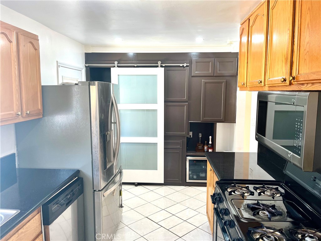 19017 Vanowen Street