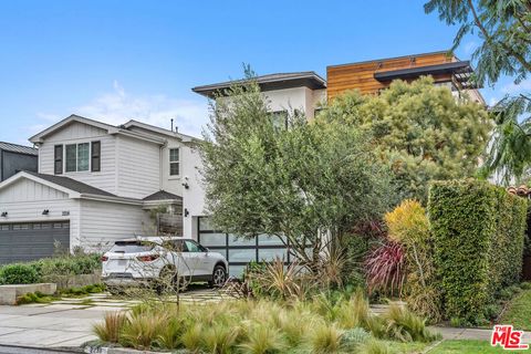 Tiny photo for 2230 Malcolm Avenue, Los Angeles, CA 90064 (MLS # 26645247)