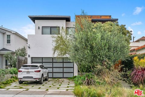 Tiny photo for 2230 Malcolm Avenue, Los Angeles, CA 90064 (MLS # 26645247)