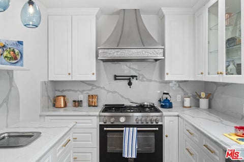 Tiny photo for 907 23rd Street, Santa Monica, CA 90403 (MLS # 26861971)