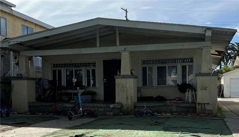 1650 W 38th Place Los Angeles CA 90062