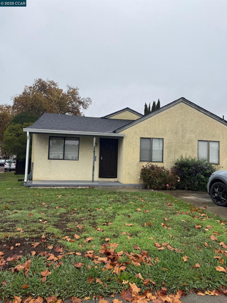 GRANADA HILLS - Residential