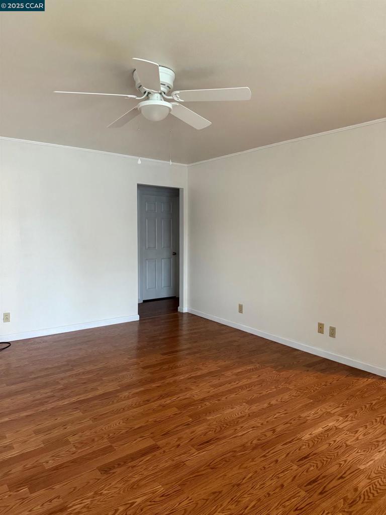 GRANADA HILLS - Residential