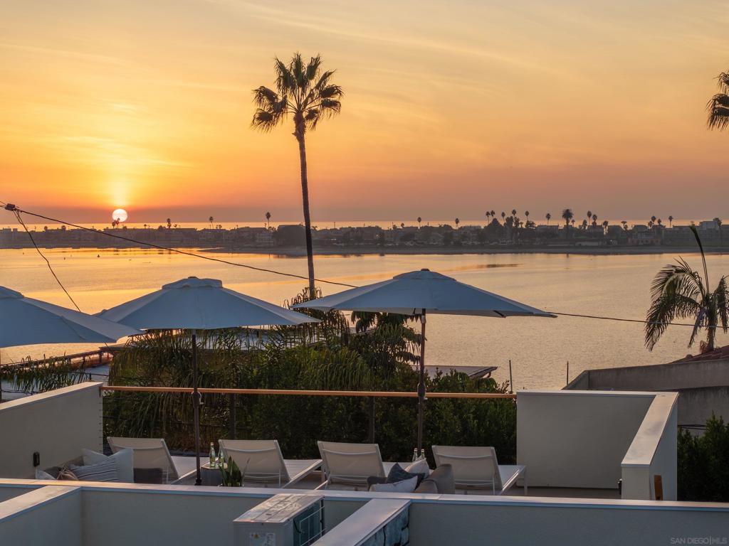 Pacific Beach - Residential