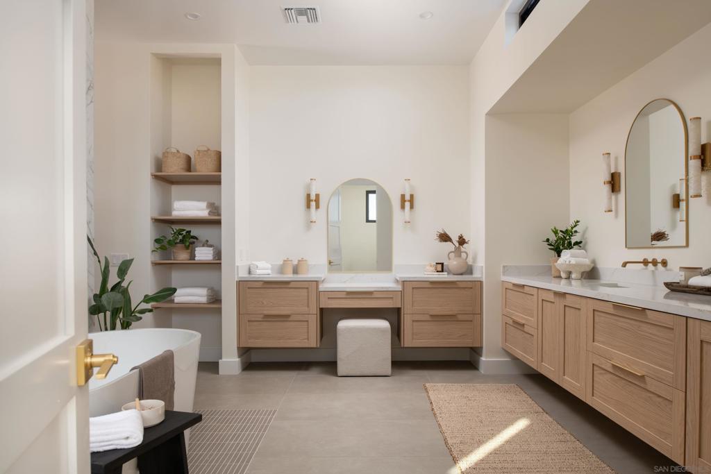 Pacific Beach - Residential