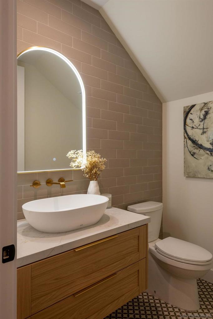 Pacific Beach - Residential