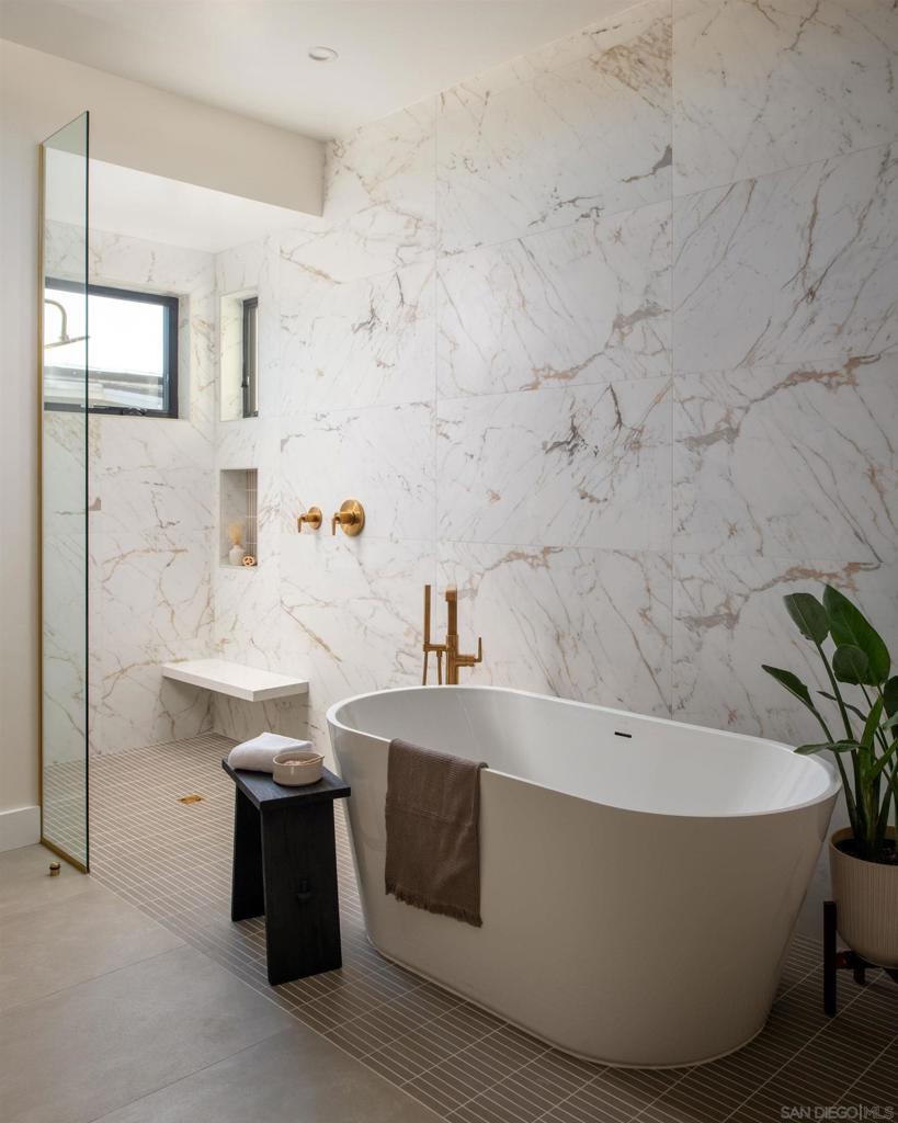 Pacific Beach - Residential