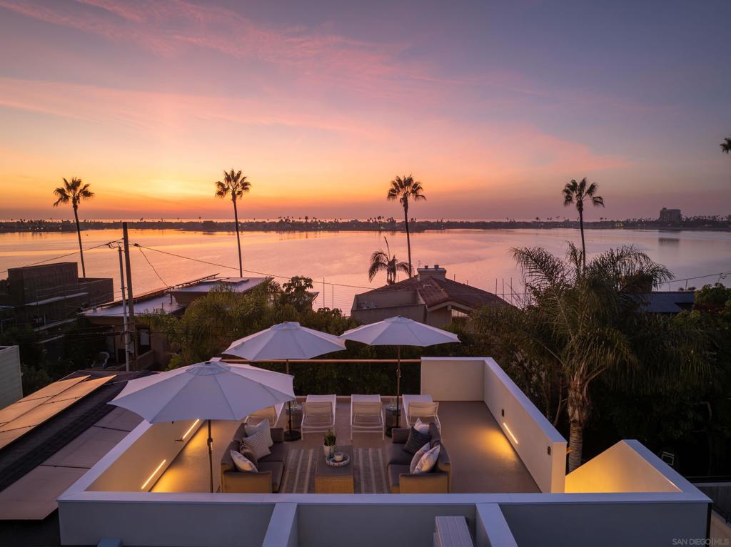 Pacific Beach - Residential