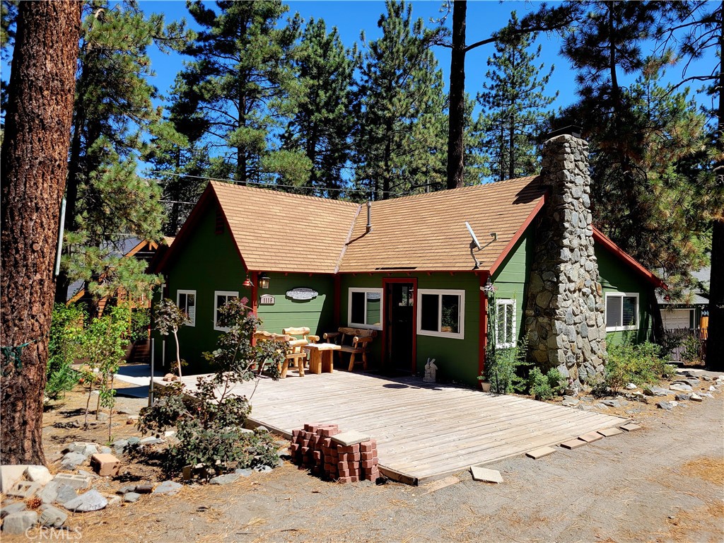 Charming Cabin with Income Potential in the Heart of Wrightwood
This beautifully restored 99-year-old cabin combines historic charm with modern luxury. Completely renovated from top to bottom, no detail was spared — featuring brand new flooring, ceilings, windows, appliances, granite counter tops, Stone work,and a powerful 5-ton heating and air conditioning system for year-round comfort With a nest thermostat you can control from anywhere. A New Septic system. Large bedrooms and Walk-in closets .
The property offers unique versatility with a attached unit/maid’s quarters studio plus a separate ADU rental unit, providing excellent opportunities for guest accommodations or rental income. With rental potential estimated at up to $3,000 monthly, this is both a stunning home and a smart investment.
Situated on a double lot on a quiet street in the heart of Wrightwood, you’ll enjoy being just a short walk to town, shops, and restaurants. The landscaped yard with newly planted fruit trees and beautiful views of the surrounding pines adds to the mountain charm. A true mountain retreat— rare to find in Wrightwood! Move to the Mountains and Enjoy a slower paced lifestyle with fresh air and year round activities.